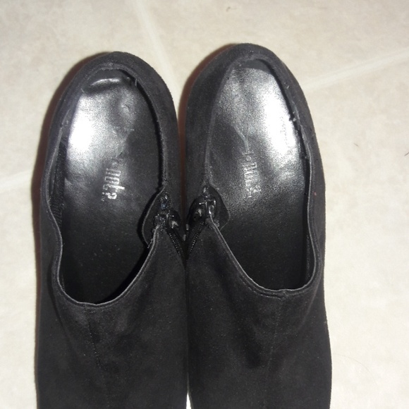 Black suede shoes - Picture 4 of 4